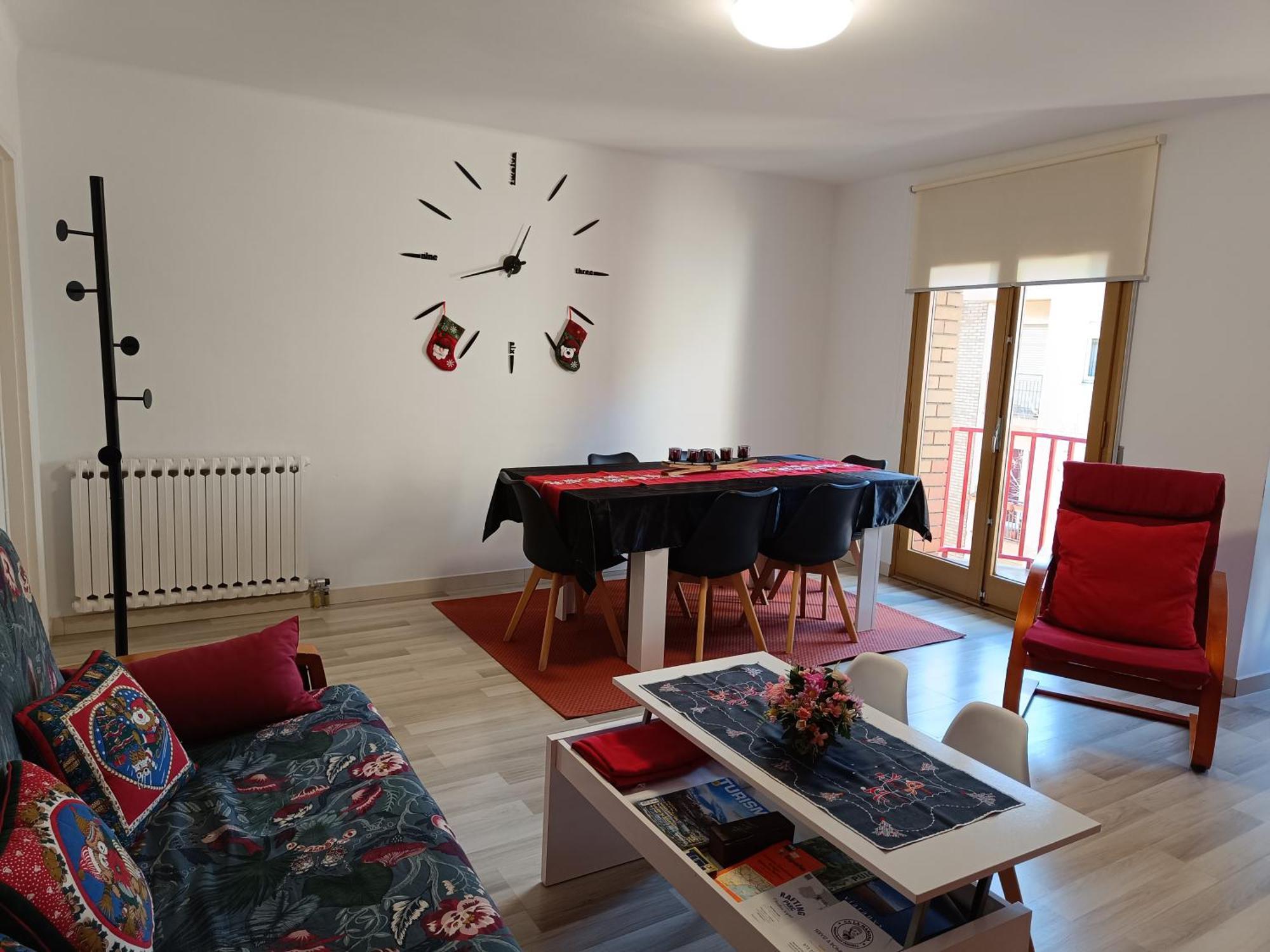 Apartamento Confort I ラ・セウ・ドゥルジェイ エクステリア 写真